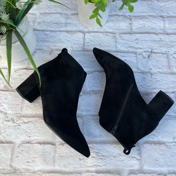 - AGL Notch bootie black Suede leather Ankle boots 36.5 Us 6.5 women,New