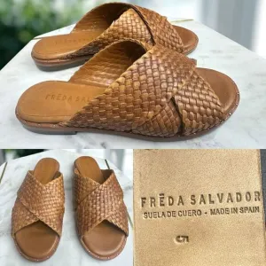 🔥🔥 Freda Salvador Dew Leather Woven Studded Slides Sandals Slip-on Size 5