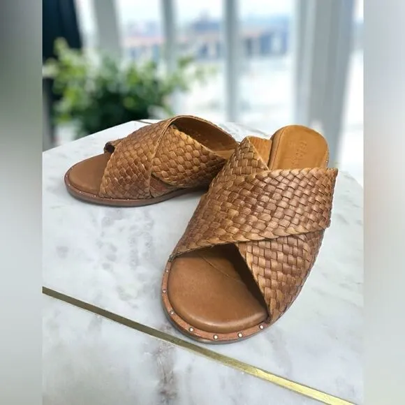 🔥🔥 Freda Salvador Dew Leather Woven Studded Slides Sandals Slip-on Size 5