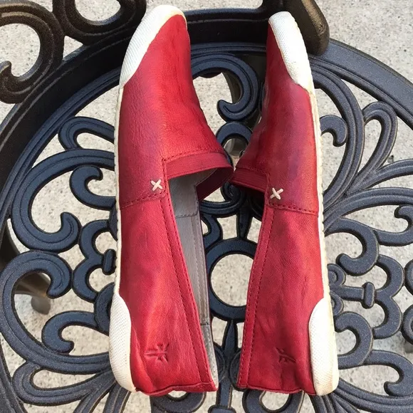 🌸 Frye Melanie Red Leather Loafers 🌸