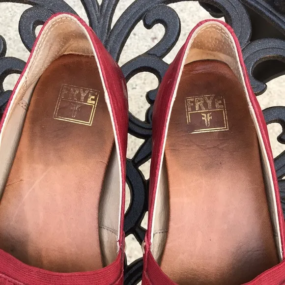 🌸 Frye Melanie Red Leather Loafers 🌸
