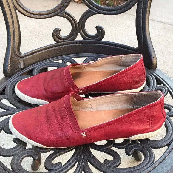 🌸 Frye Melanie Red Leather Loafers 🌸