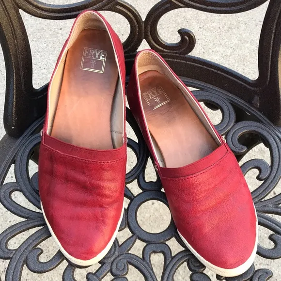 🌸 Frye Melanie Red Leather Loafers 🌸