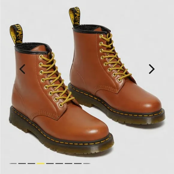 1460 Dr Doc Martens WINTERGRIP LEATHER LACE UP BOOT Unisex 7 women 6 men NEW