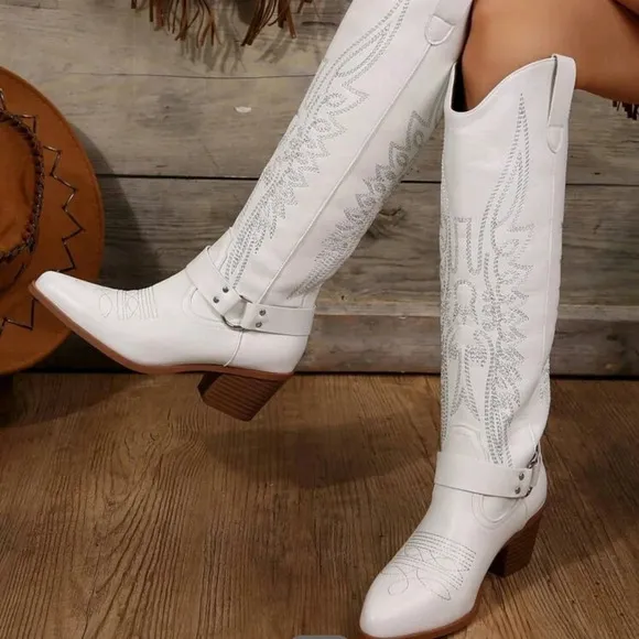 2024 New Vintage Embroidered Western Cowboy Boots, White Genuine Leather