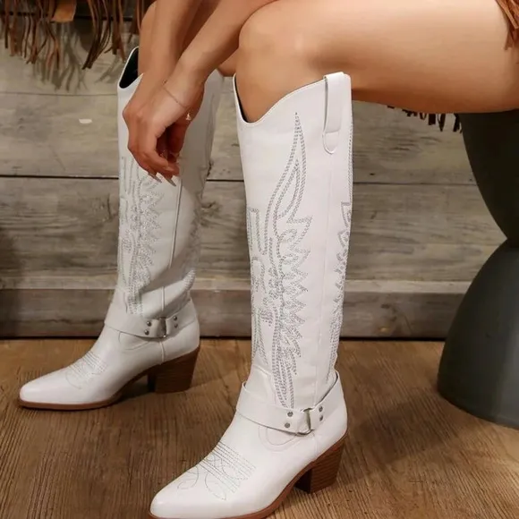 2024 New Vintage Embroidered Western Cowboy Boots, White Genuine Leather