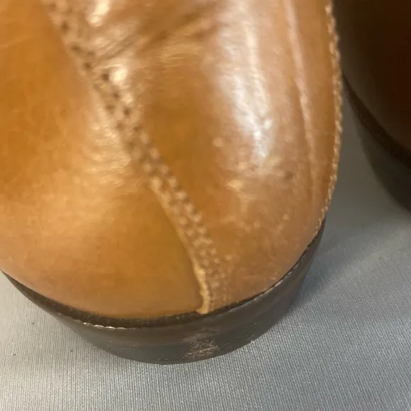 9 West~Vintage~Soft Genuine Leather Fringe Flap Loafers~Almond Toe Shape~Size 8