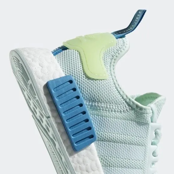 Adidas Kid’s Nmd_R1 Sneakers Shoes CG6983 Size 7