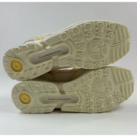 Adidas Originals Cozy ZX 8000 Mens 11.5 White Running Shoes Sneakers HP7713