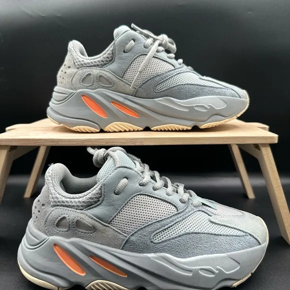 Adidas Yeezy Boost 700 V1 Inertia US Men's Size 4