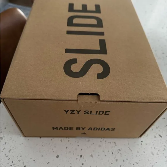 Adidas Yeezy Slide in Flax