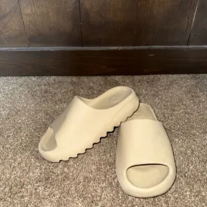 adidas Yeezy SlideBone (2022/2023 Restock)