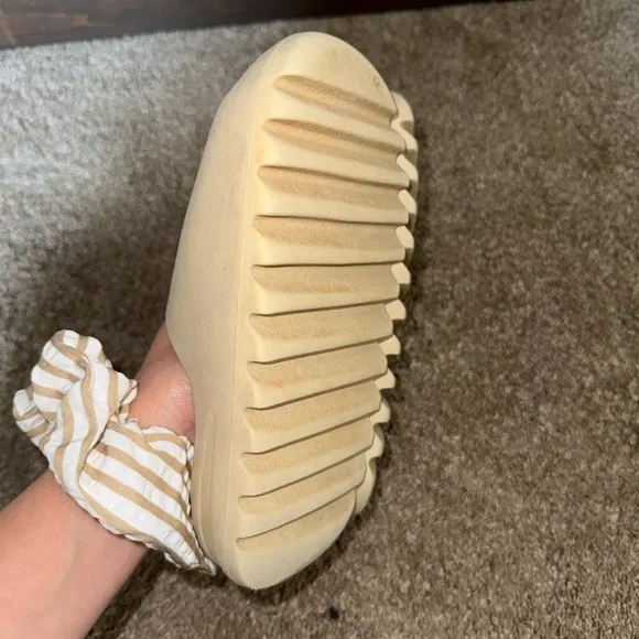 adidas Yeezy SlideBone (2022/2023 Restock)