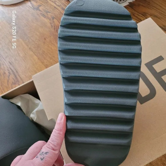 Adidas YZY Slide Originals in Slate Grey