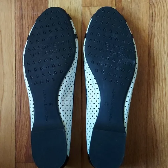 Adrienne Vittadini Alva Open Toed Flats Size 8.5