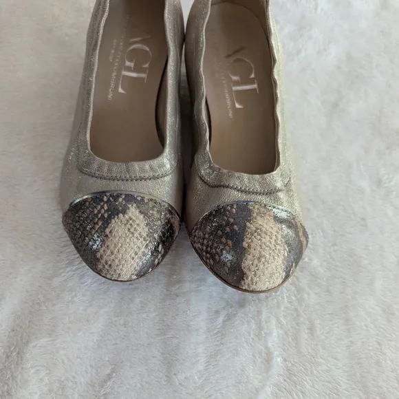 AGL Attilio Giusti Leombruni Beige Leather Snake Cap Toe Flats - EU 38.5/US 8