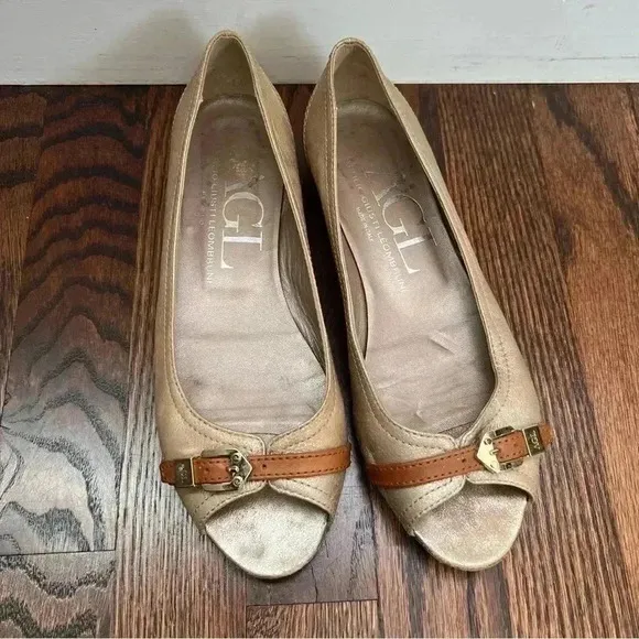 AGL  ATTILIO GUISTI LEOMBRUNI Tan Shimmer Open Toe Leather Ballet Flats 37.5/7.5