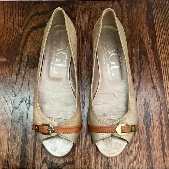 AGL  ATTILIO GUISTI LEOMBRUNI Tan Shimmer Open Toe Leather Ballet Flats 37.5/7.5