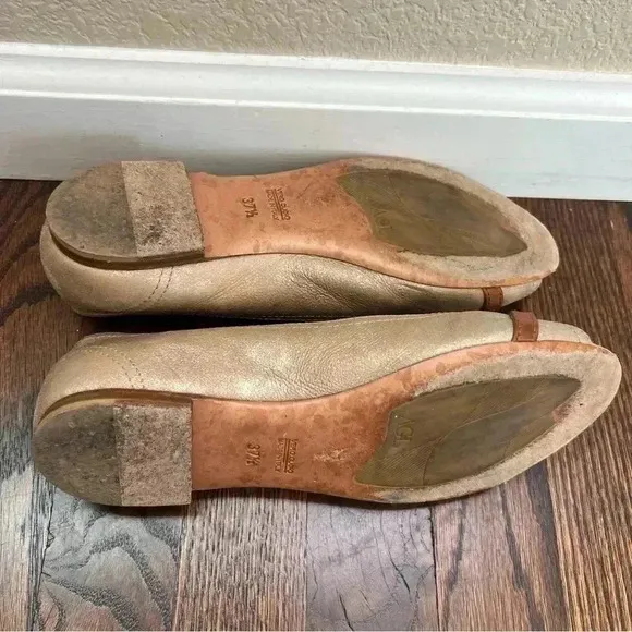 AGL  ATTILIO GUISTI LEOMBRUNI Tan Shimmer Open Toe Leather Ballet Flats 37.5/7.5