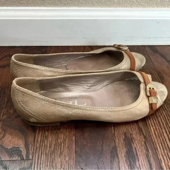 AGL  ATTILIO GUISTI LEOMBRUNI Tan Shimmer Open Toe Leather Ballet Flats 37.5/7.5