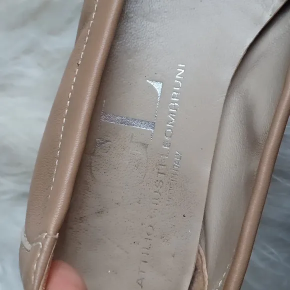 AGL  leather flats