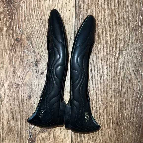 AGL Miledy Black Leather Almond Toe Flats Size 35/5