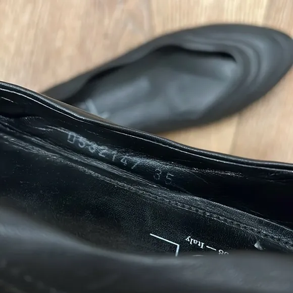 AGL Miledy Black Leather Almond Toe Flats Size 35/5