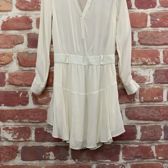 ALC Dress Women's Size 6 Cream 100% Silk Casual Work Office Long Sleeves