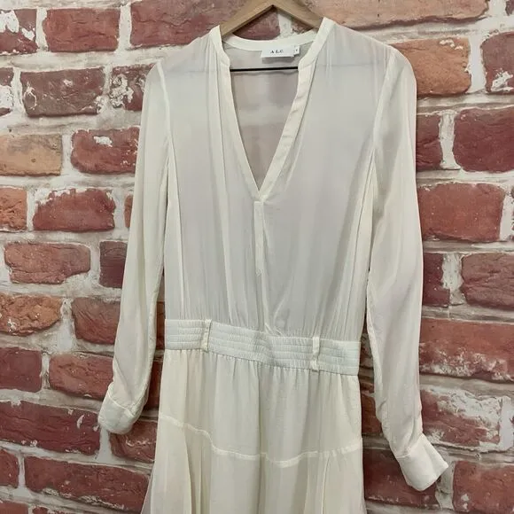 ALC Dress Women's Size 6 Cream 100% Silk Casual Work Office Long Sleeves