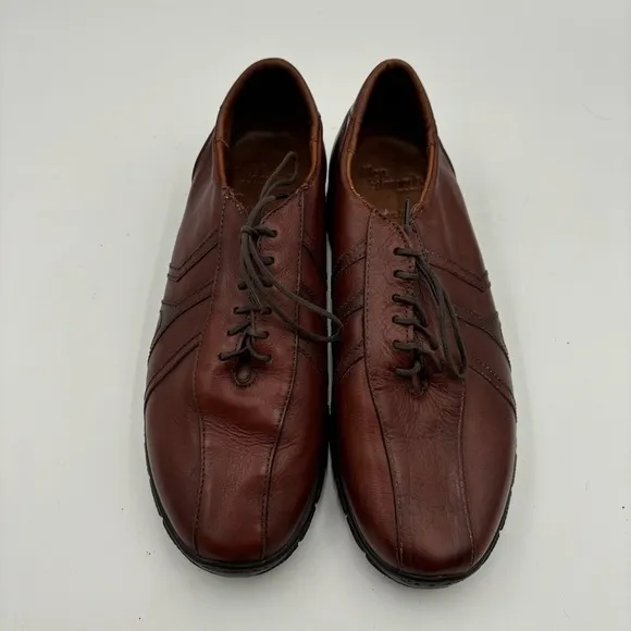 Allen Edmonds Men’s 8.5 Brown Leather Traveler Lace Up Loafers
