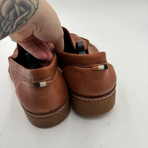Allen Edmonds Men’s 9.5 Brown Leather Wilder Venetian Loafers