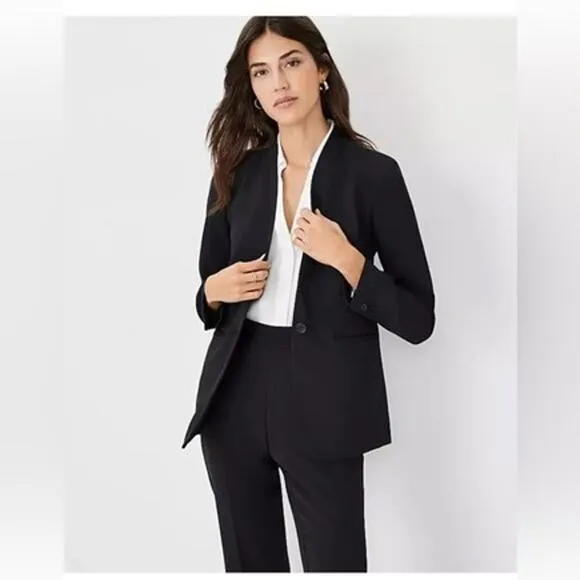 Ann Taylor Long Collarless Blazer Fluid Crepe Black Size 14 Workwear Chic