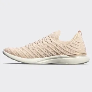 APL Est. Women’s Size 10 Athletic Propulsion Labs Women's Techloom Wave Pink