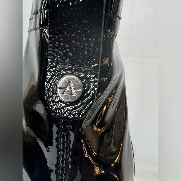 Aquatalia Black Patent Leather Dhia Boots, Women’s 8, NWOT