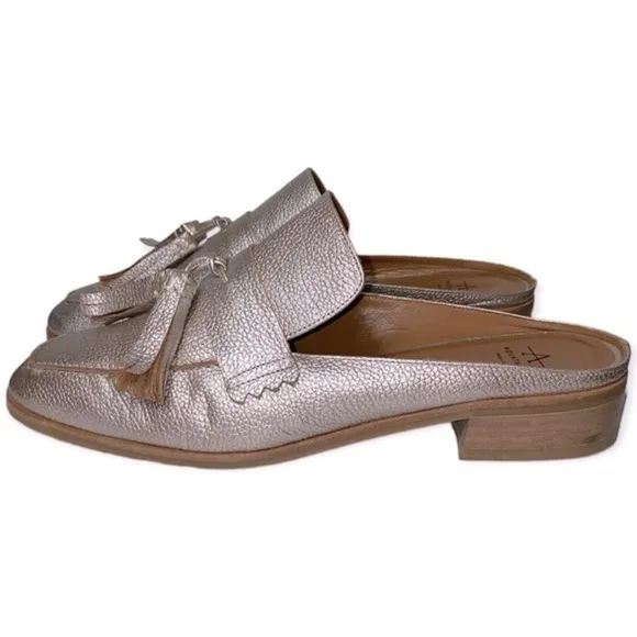 Aquatalia Women’s Size 10.5 Silver Metallic Tassel Stella Slip On Slides Mules