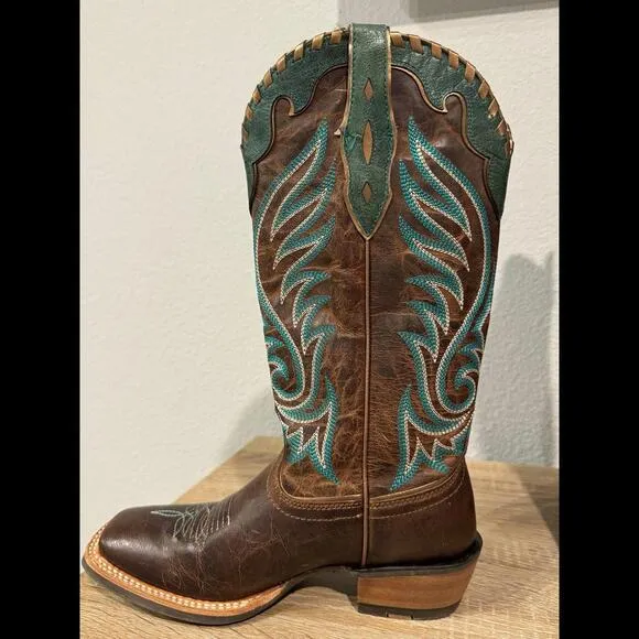 Ariat Women's Crossfire Picante Square Toe Western Boot l Size 7