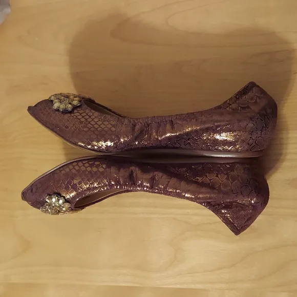 Arturo Chiang Addie Bronze Metallic Leather Jeweled Open Toe Ballet Wedges Sz 7