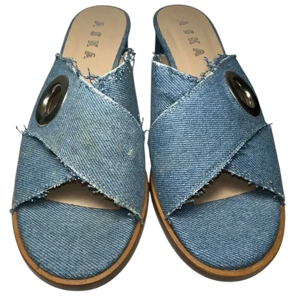ASKA Women’s Size 38.5 8 Multi Denim Jeans Blue Metallic Rivet Accented Mules