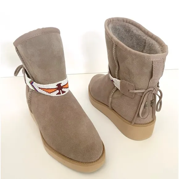Australia Luxe Collective Joshua Shearling Boots with Beaded Bands Size 6