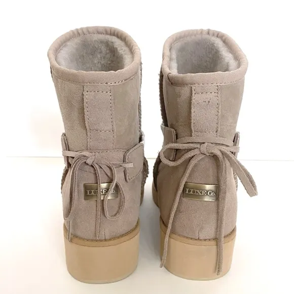 Australia Luxe Collective Joshua Shearling Boots with Beaded Bands Size 6