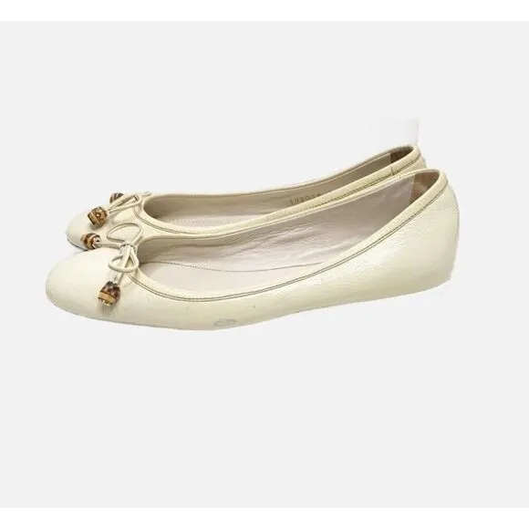 Authentic GUCCI Cream Ivory Patent Leather Bamboo Tassel Bow Ballet Flats 35.5 G