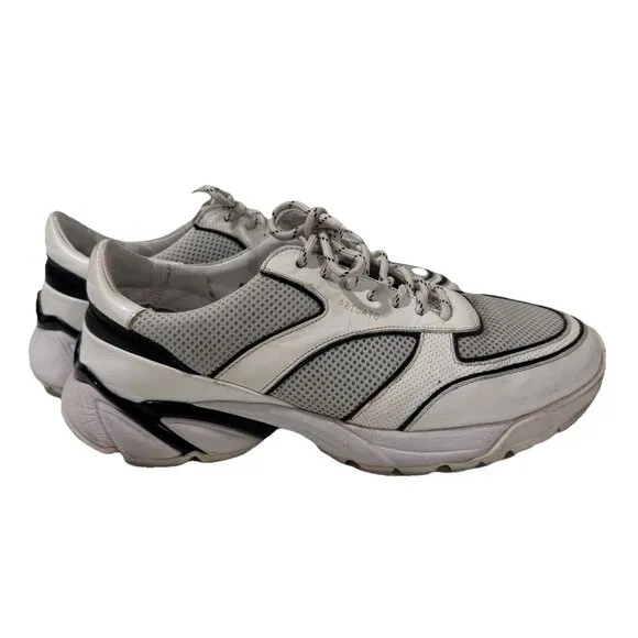 AXEL ARIGATO TECH RUNNERS Size 10 White Black