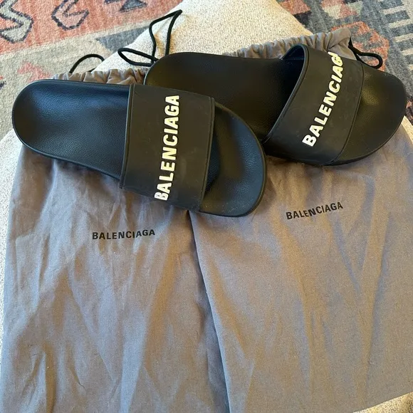 Balenciaga Black Logo Slides