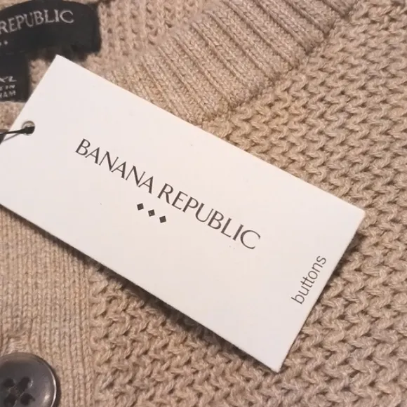 Banana Republic Men's &quot;Taupe/Beige&quot; Crewneck Sweater in Size XXL (NWT)