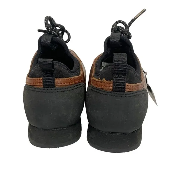 Barbour Tech Leather Sneakers Size 8 NWT