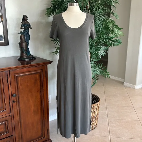 Barefoot Dreams Malibu Collection Organic Cotton Ribbed Dress ~ Olive Branch