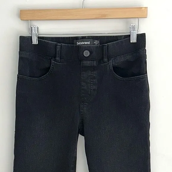 Betabrand Boot-Cut 4-Pocket Yoga Denim Jean in Washed Black