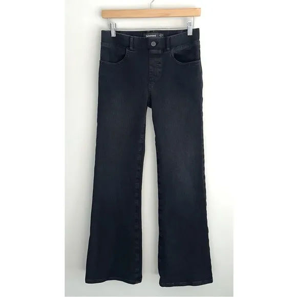 Betabrand Boot-Cut 4-Pocket Yoga Denim Jean in Washed Black