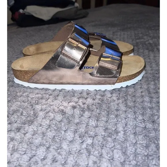BIRKENSTOCK Arizona Flats Metallic Copper White Everyday Slides Size 38/7