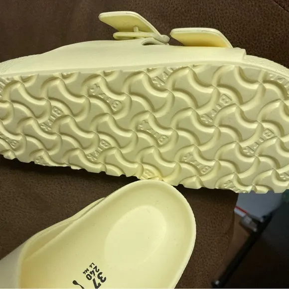 Birkenstock Women’s 6Buttercup Yellow Slides